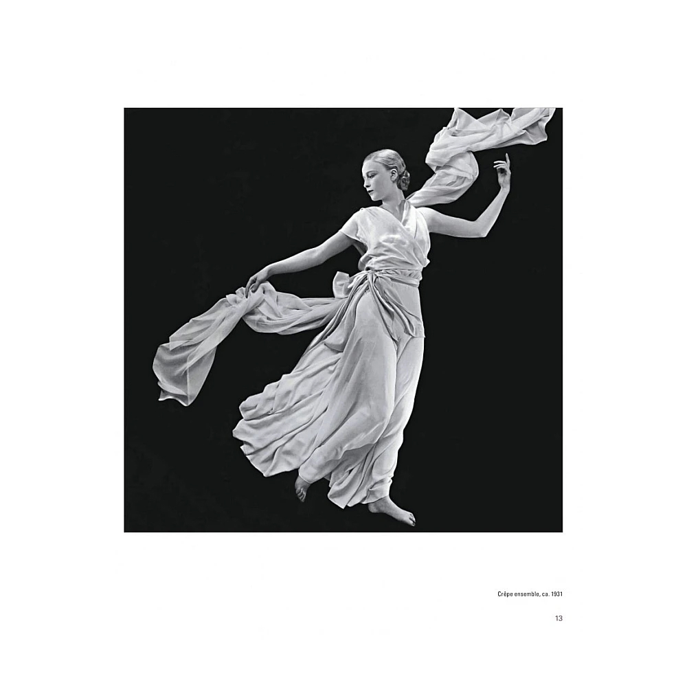 Книга на английском языке "50 Fashion Designers You Should Know", Simone Werle - 6