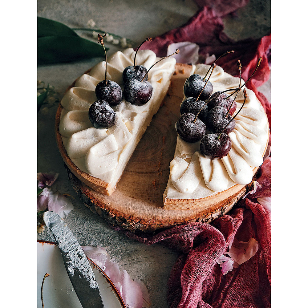 Книга "Мировые торты. Самые известные десерты, покорившие не одно поколение", Юлия Шевякина - 3