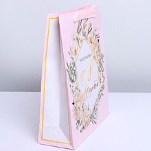 Пакет бумажный подарочный "Весна", 26x30x9 см, розовый